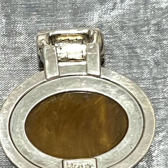 Elegant Silver and Brown Pendant - Picture 2 of 4